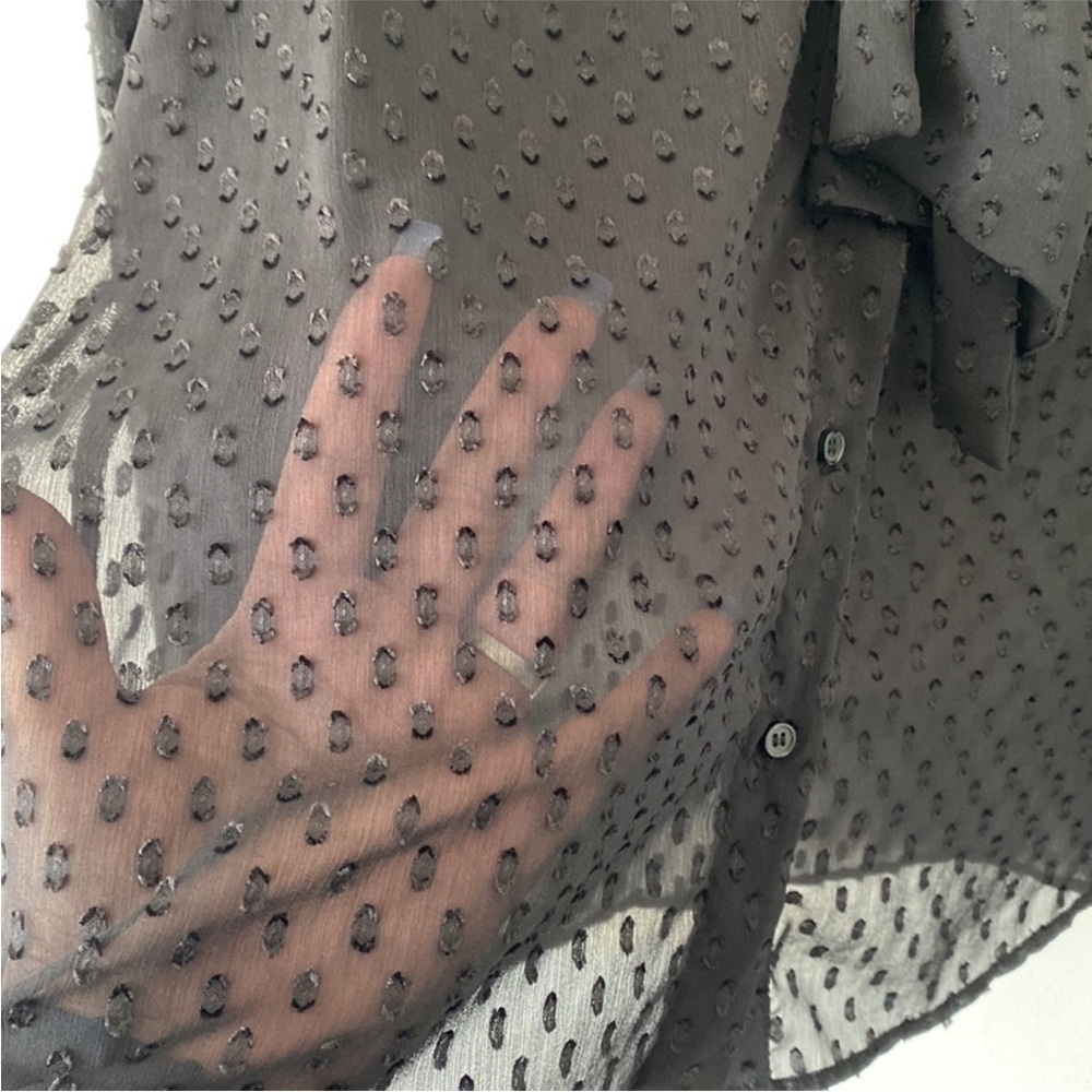 H & M Top Blouse - Picture 3 of 10